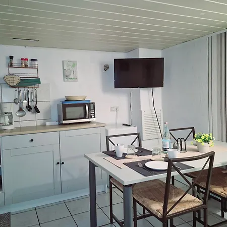 Untergeschoss, Kaelder, Basement In Ruhiger Wohngegend Apartman *